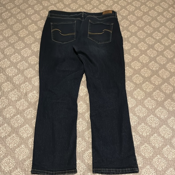 Levi’s Signature Modern Slim Jeans - Picture 2 of 5